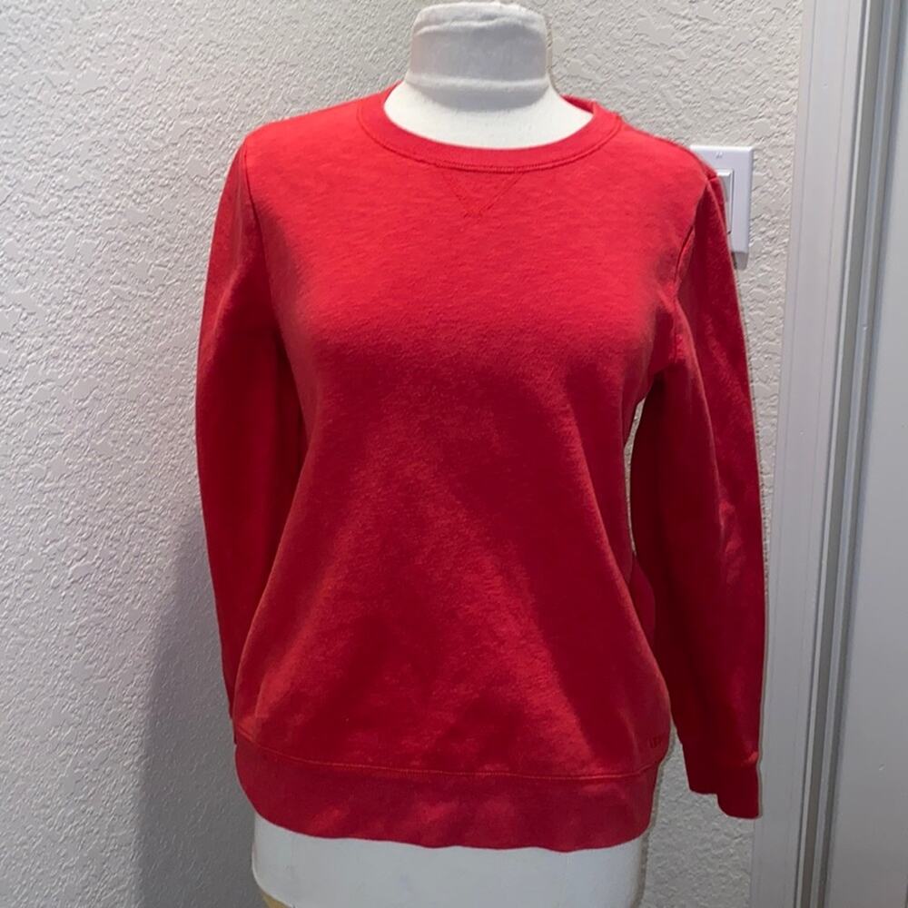 Izod Red Women’s Long Sleeve Pullover Sweatshirt EUC Sz Lg Cozy Comfy Contempo
